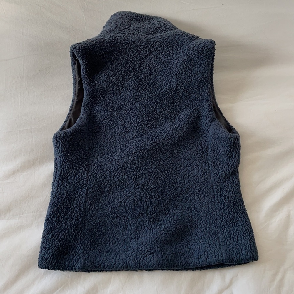 Patagonia Vest - Picture 2 of 8